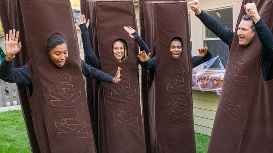 KIT_KAT_Costume_Group.jpg