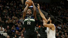 Bucks outlast Thunder, Middleton sets franchise record