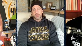 Mark Hamill on Aaron Rodgers: 'Of all the sweatshirts he could have worn'