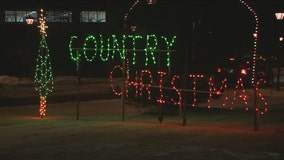 Waukesha parade victims: Country Christmas tickets to raise money