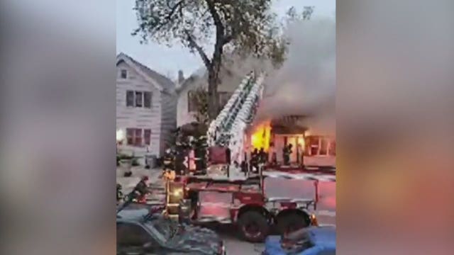 Walker's Point fire: 23 people displaced, Red Cross says