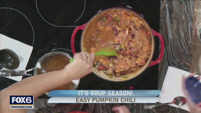 Dining with Duria: Pumpkin chili