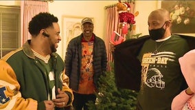 Milwaukee Christmas program helps single-parent families: 'A blessing'