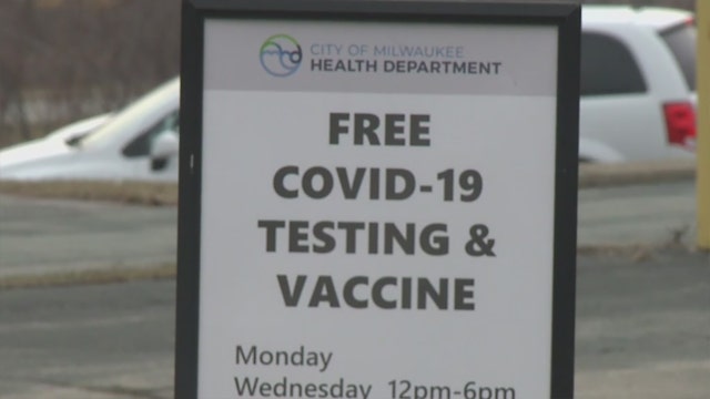 Milwaukee COVID vaccine incentive; $100 gift cards available