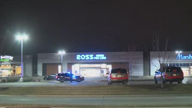 Greenfield 84 South bomb threat, witnesses report