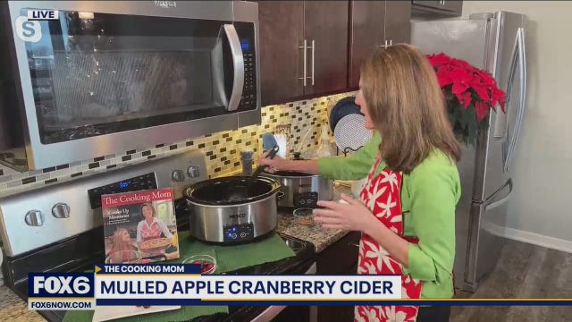 Mulled apple cranberry cider: recipe