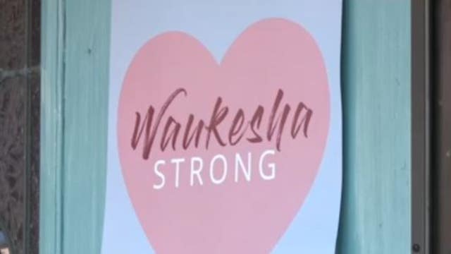 Waukesha Christmas parade fundraiser, restaurants team up