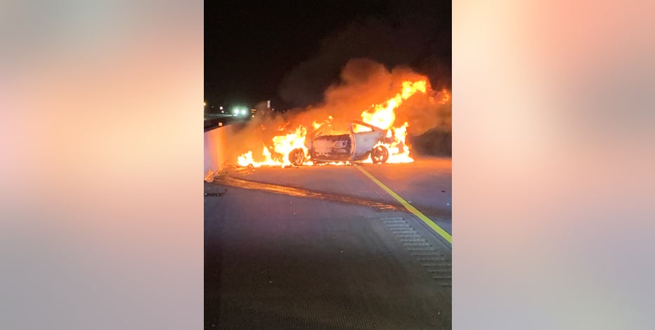 Racine County: Fiery crash injures 2