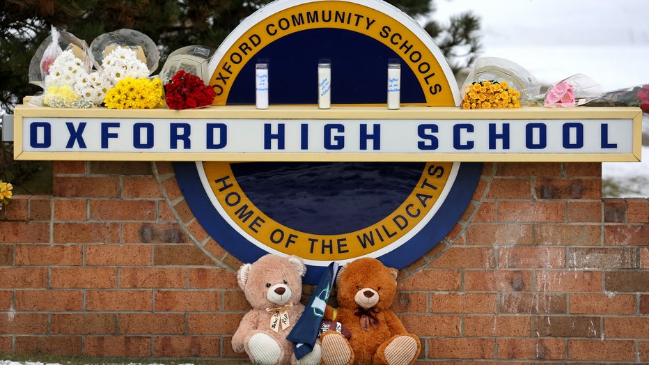 d4229e84-Shooting At Oxford High School In Michigan Leaves 4 Students Dead