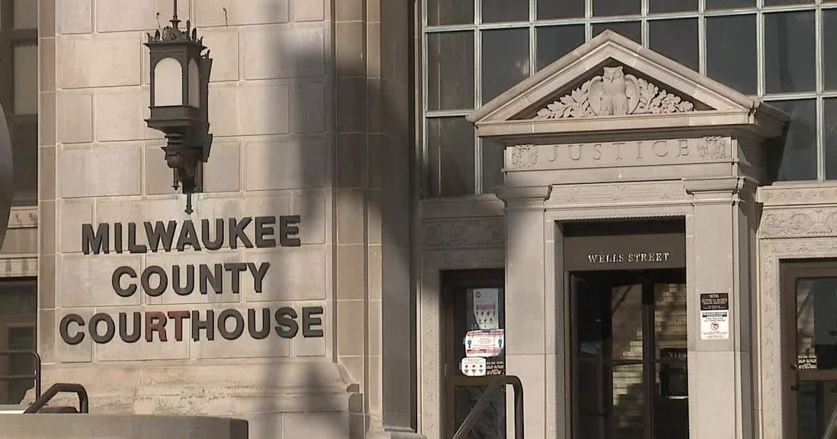 Milwaukee baby dead, teen babysitter charged with reckless homicide ...