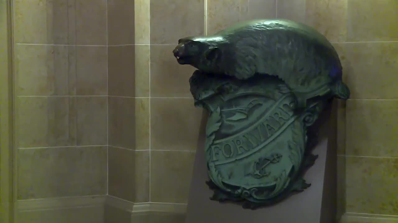 Wisconsin Capitol badger statue to stay for 50 more years, Navy says