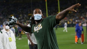 Packers Za'Darius Smith practicing, playoff return possible