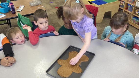 Missing Gingerbread Man: Waukesha students search, sightings reported