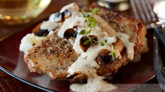 Recipe: Smothered pork chops