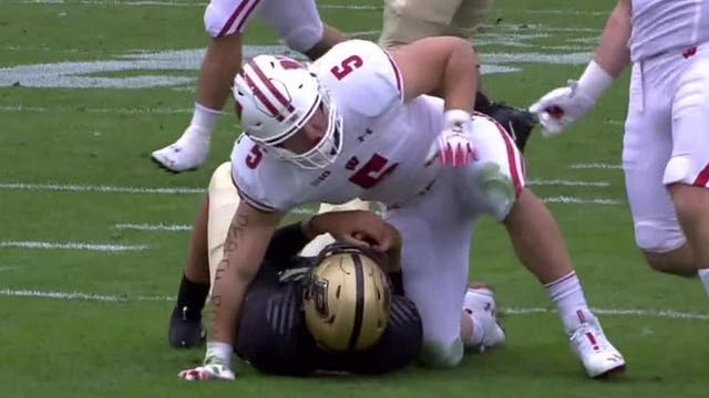 Badgers' Leo Chenal entering NFL draft