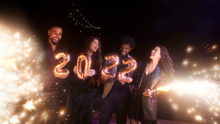 Credible-Financial-New-Years-resolutions-2022-thumbnail-iStock-1311218988.jpg