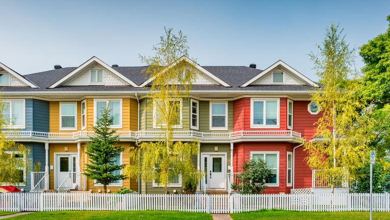 Credible-Housing-market-trends-2021-REMAX-study-iStock-1279204567.jpg