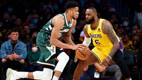 Bucks' top Lakers, 131-116