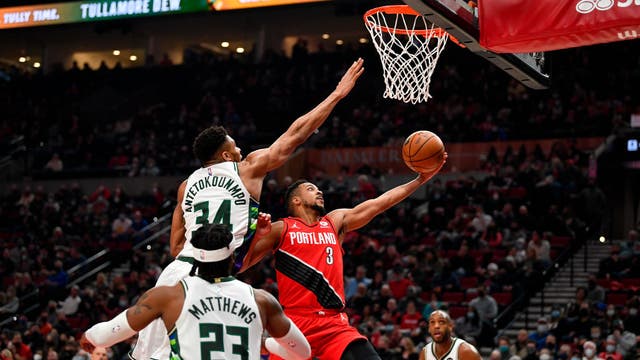 Portis scores 30, Bucks rout Trail Blazers 137-108