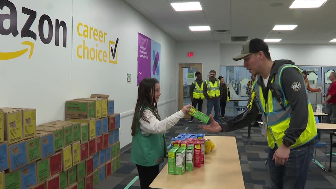 Girl scout sells cookies at Amazon for birthday - FOX 6 Milwaukee