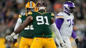 Packers extend Preston Smith contract; release Za'Darius Smith, Turner