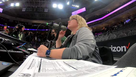 Bucks tab female PA announcer, 1st time in team history