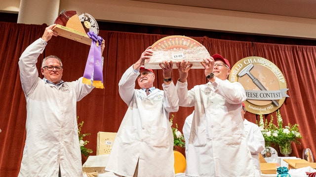 World Championship Cheese Contest; Swiss gruyere wins 2nd straight