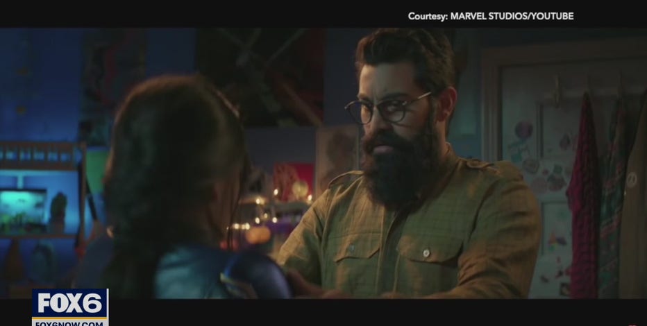 Legendary rocker gets day job