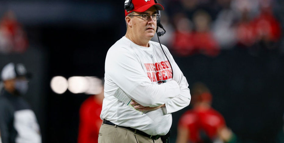 Badgers' Chryst says he never spoke directly to QB Williams