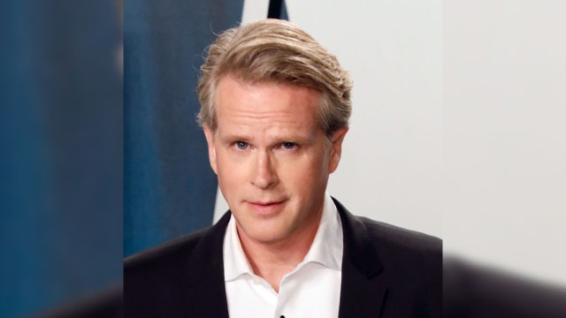 'Princess Bride' star Cary Elwes airlifted to hospital after rattlesnake bite in Malibu