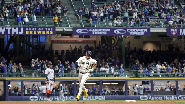 Brewers fall to Giants 4-2
