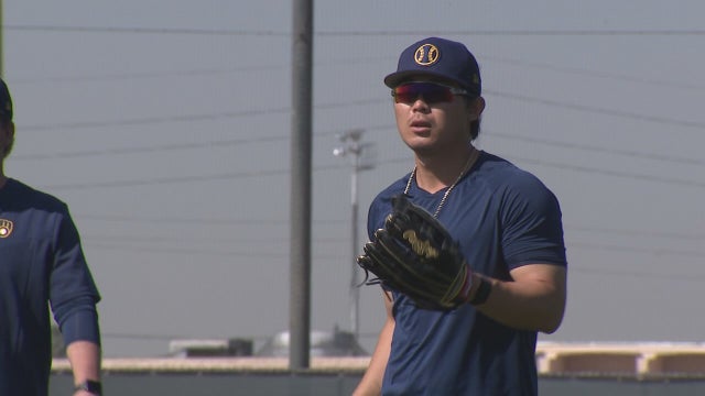 Brewers' Hiura ready to move on from challenging 2021 season