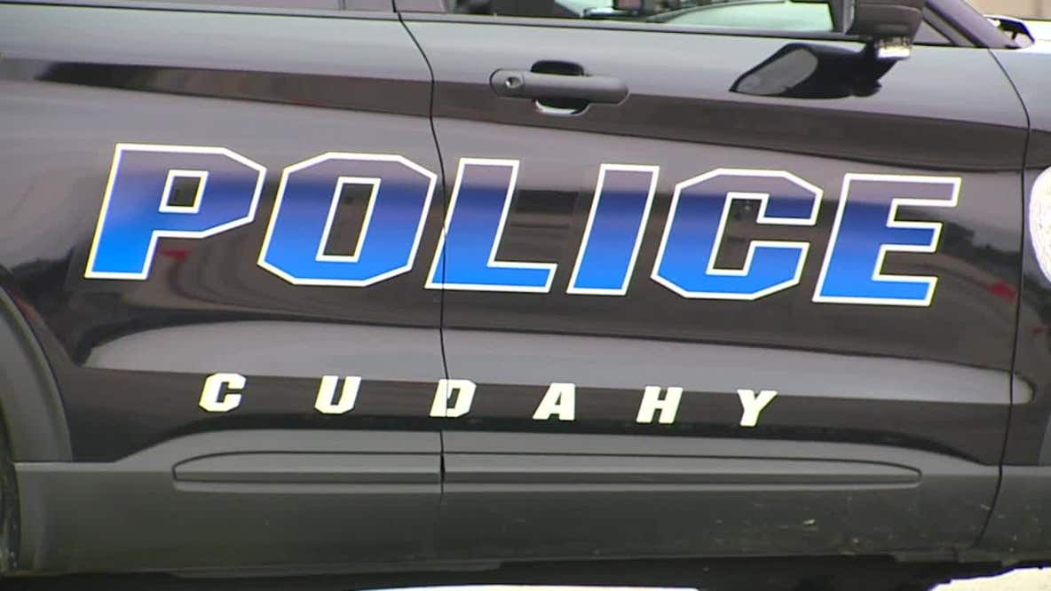 Cudahy police chase ends in hit-and-run, no arrests made