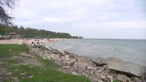 Attempt to swim across Lake Michigan, man forced to quit due to weather