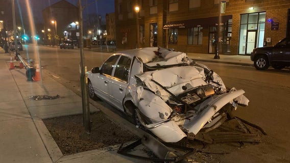 Police chase, crash near 16th and Wells; multiple vehicles damaged