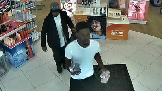Menomonee Falls Ulta Beauty theft; 2 suspects sought