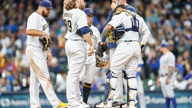 Brewers fall to Cubs, Chicago avoids sweep