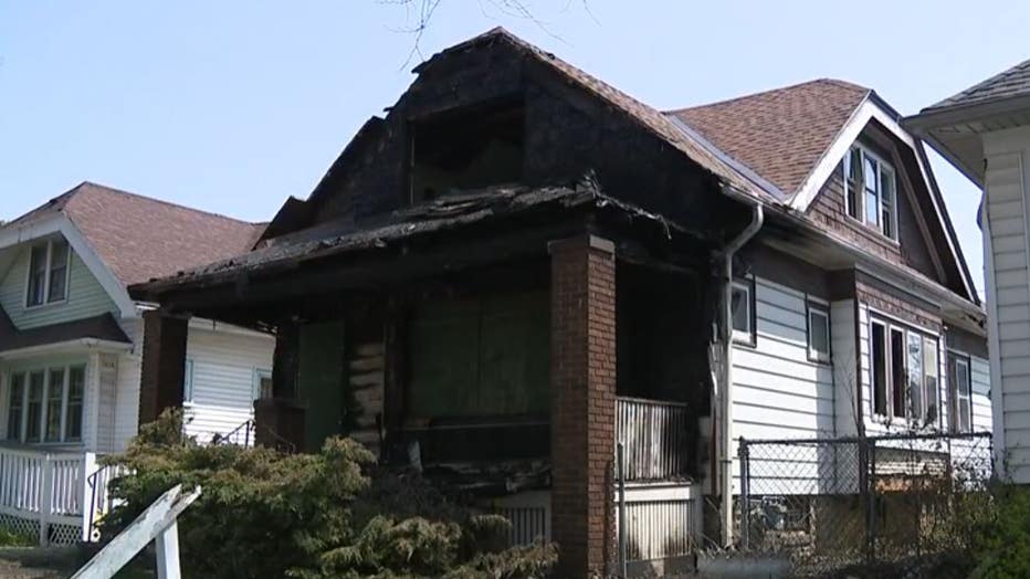 Milwaukee arson at vacant home near 26th and Vienna | FOX6 Milwaukee