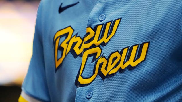 Kirk homers again as Blue Jays roll past Brewers, 9-4