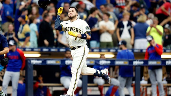 Brewers beat Cubs, Caratini HR in 10th