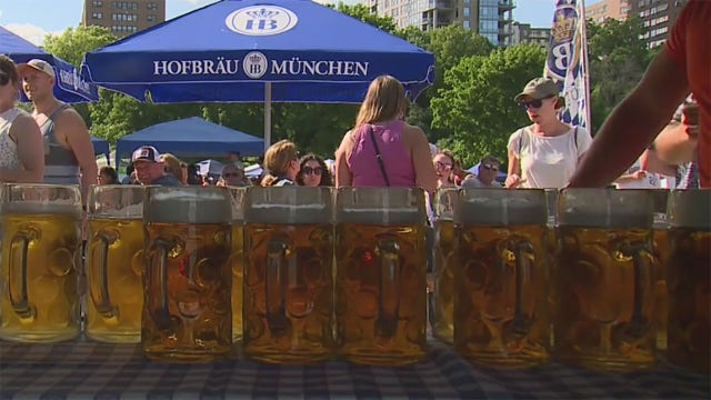 Milwaukee Brewfest, lakefront beer celebration at McKinley Park