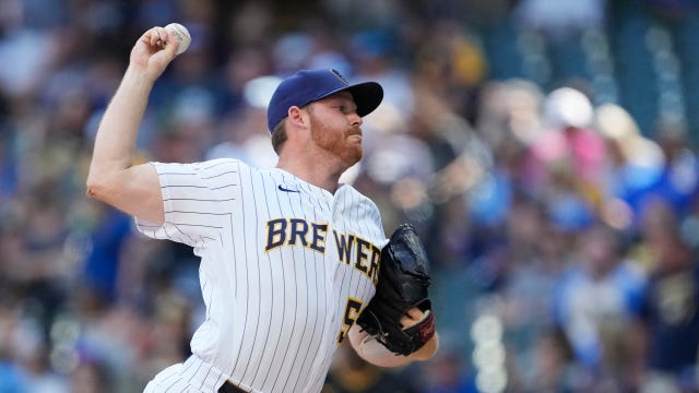 Brewers lose to Pirates, 4-run inning the difference