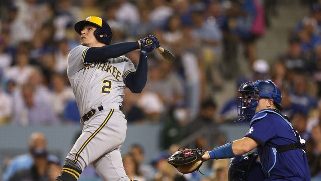 Lauer, Brewers 1st team to blank LA at Dodger Stadium in '22