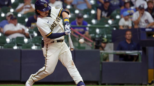 Brewers rally past Pirates 7-5; Huira, Mitchell come up big