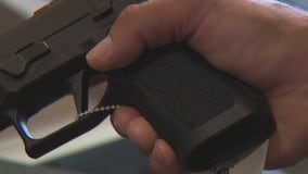 Milwaukee police guns; unintended discharge issue debated by city leaders