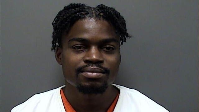 Racine man accused; soaking in Wind Point hot tub, stealing bikes