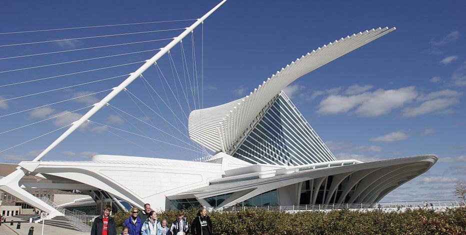 Milwaukee Art Museum; Santiago Calatrava marks 20 years, iconic building