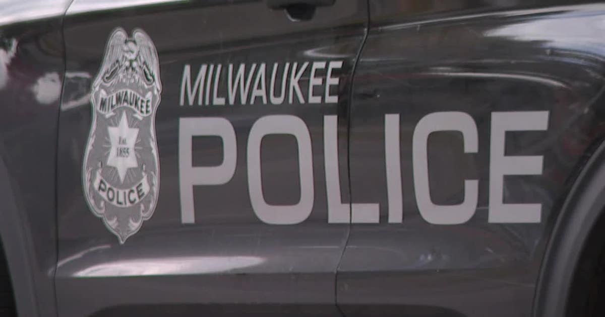Milwaukee armed robbery; police investigate Capitol Drive incident