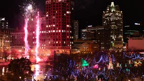 Milwaukee Holiday Lights Festival returns Thursday with music, fireworks