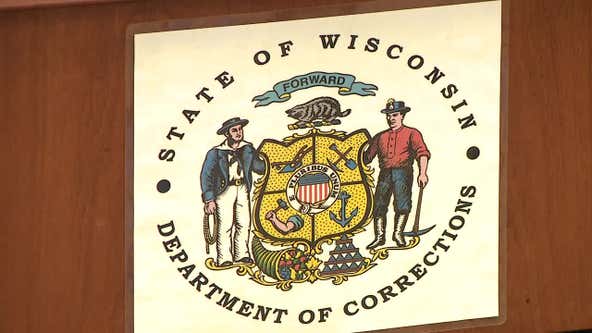 Wisconsin probation agent stole money from supervisee: complaint